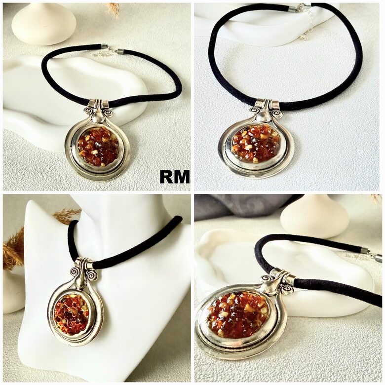 Kulons ar dzintariem samta auklā Nr1