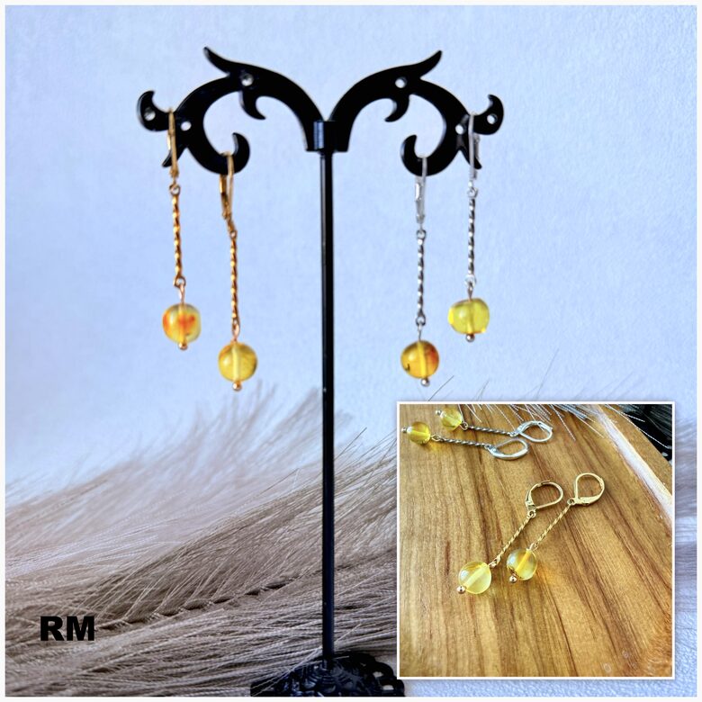 Auskari ar Baltijas dzintara bumbiņām!