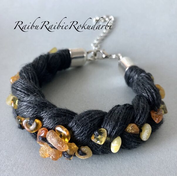 ✨Bizes rokassprādze melnā krāsā