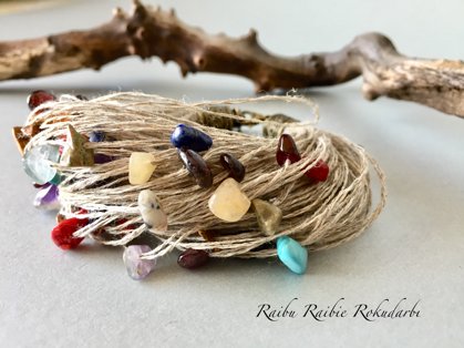 ✨"Diedziņrota" rokassprādze no lina diega  ar krāsainiem akmens gabaliņiem!